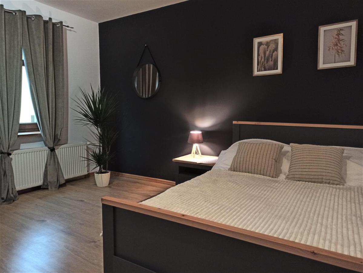 Apartamento Cztery Katy W Rynku Wałbrzych Exterior foto