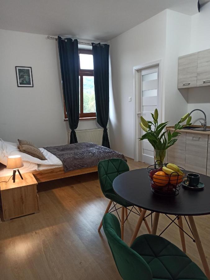 Apartamento Cztery Katy W Rynku Wałbrzych Exterior foto